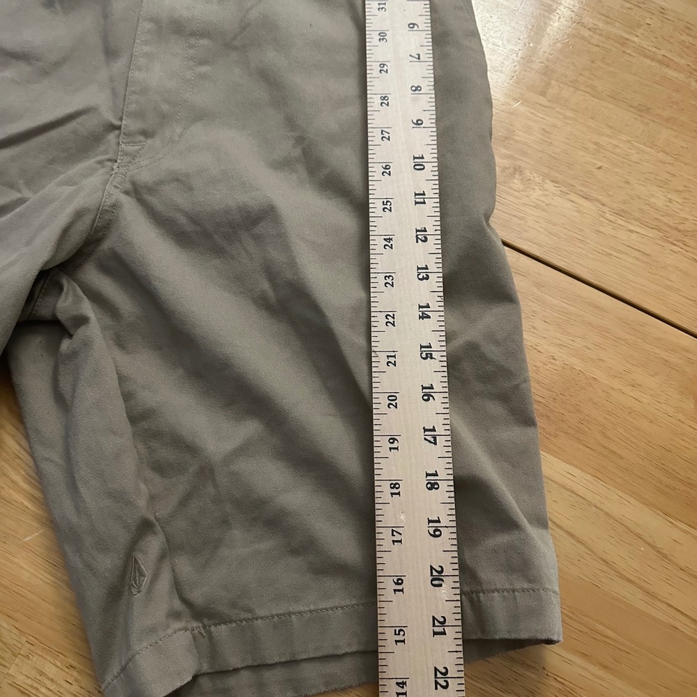 Volcom True To This Mens Shorts Size 36 Khaki Chino Skate Casual Cotton Blend - Picture 8 of 10